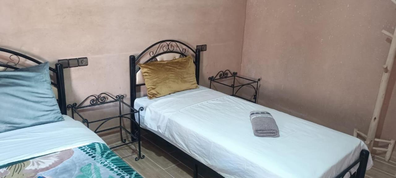 Auberge Restaurant Tissili " Oasis De Fint" Εξωτερικό φωτογραφία