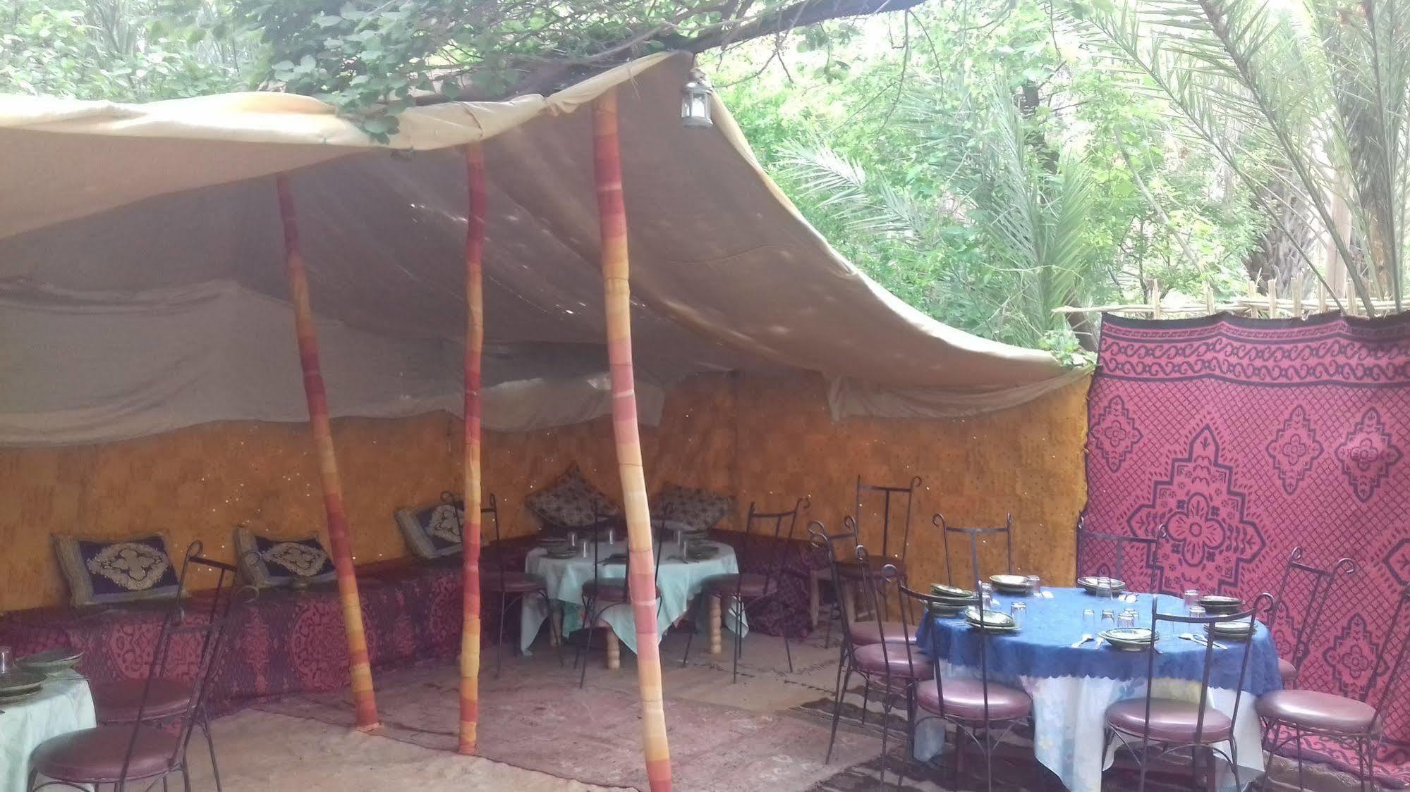 Auberge Restaurant Tissili " Oasis De Fint" Εξωτερικό φωτογραφία